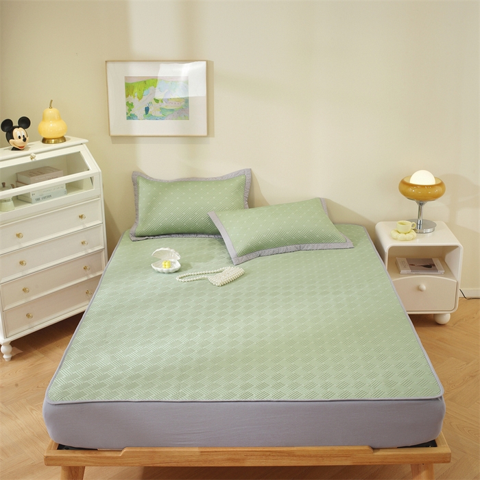 91家纺网 家纺一手货源 找家纺 共鸣沙发垫 2025新款凉豆豆床笠款凉席 床笠冰豆斜纹绿色