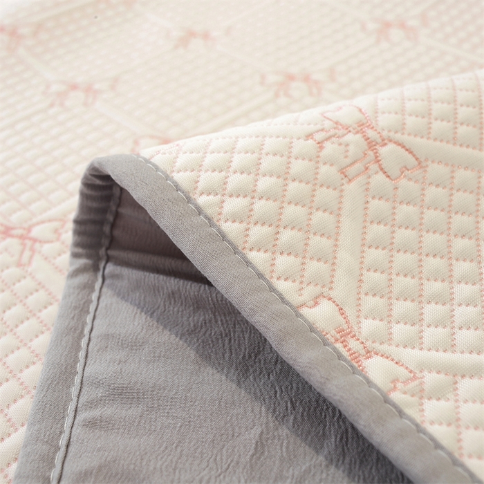 91家纺网 家纺一手货源 找家纺 共鸣沙发垫 2025新款凉豆豆床笠款凉席 床笠蝴蝶结浅粉