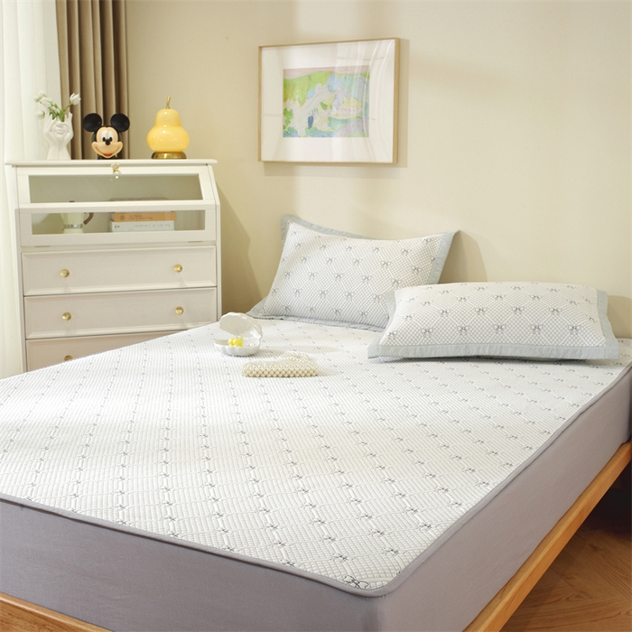 91家纺网 家纺一手货源 找家纺 共鸣沙发垫 2025新款凉豆豆床笠款凉席 床笠蝴蝶结浅灰