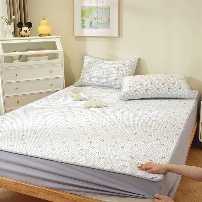 91家纺网 家纺一手货源 找家纺 共鸣沙发垫 2025新款凉豆豆床笠款凉席 床笠蝴蝶结浅灰