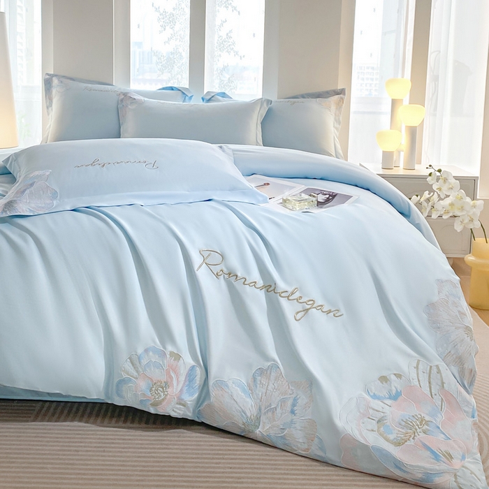 91家纺网 家纺一手货源 找家纺 花愿（原花纪） 2025新款水洗冰丝刺绣四件套-花恋系列 天空蓝