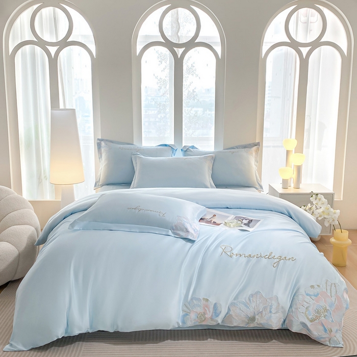 91家纺网 家纺一手货源 找家纺 花愿（原花纪） 2025新款水洗冰丝刺绣四件套-花恋系列 天空蓝