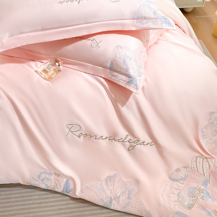 91家纺网 家纺一手货源 找家纺 花愿（原花纪） 2025新款水洗冰丝刺绣四件套-花恋系列 樱花粉