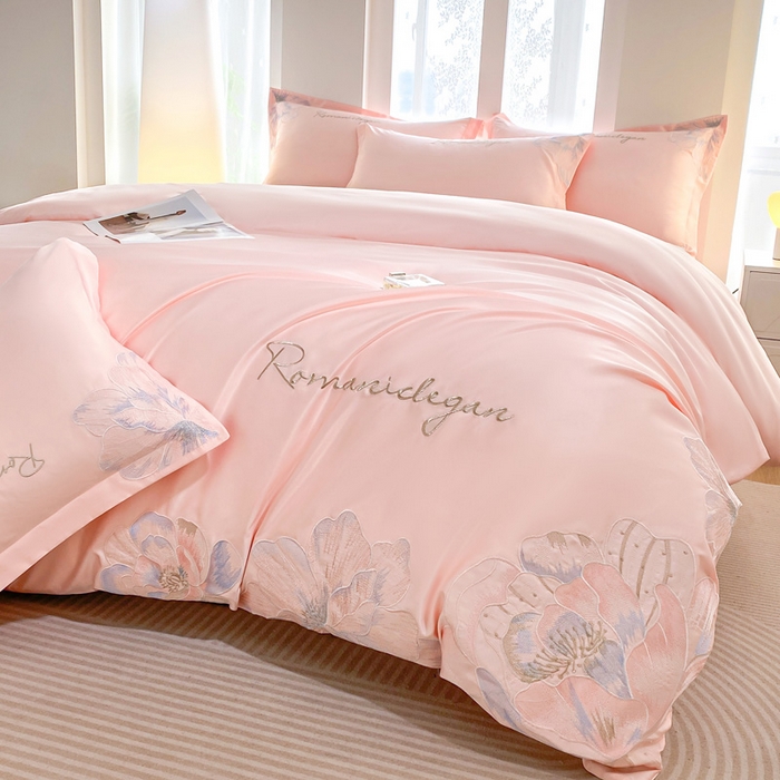 91家纺网 家纺一手货源 找家纺 花愿（原花纪） 2025新款水洗冰丝刺绣四件套-花恋系列 樱花粉