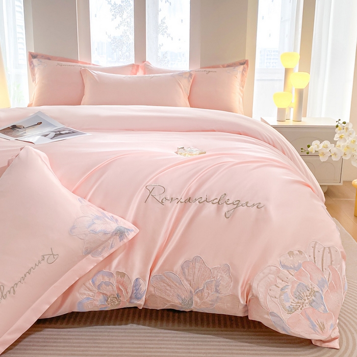 91家纺网 家纺一手货源 找家纺 花愿（原花纪） 2025新款水洗冰丝刺绣四件套-花恋系列 樱花粉