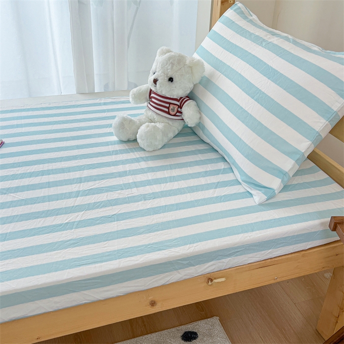 91家纺网 家纺一手货源 找家纺 多品家纺 2025春夏新款超柔水洗棉学生宿舍床笠 糯米蓝条