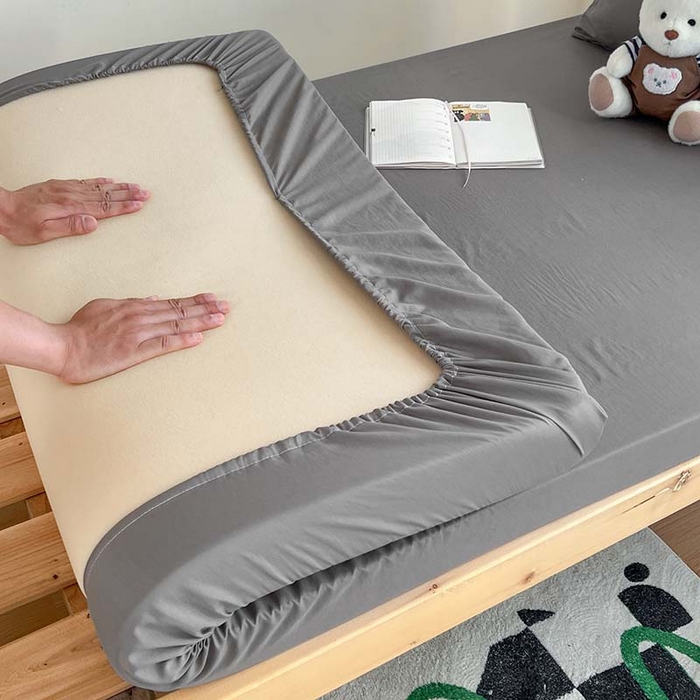 91家纺网 家纺一手货源 找家纺 多品家纺 2025春夏新款超柔水洗棉学生宿舍床笠 浅灰