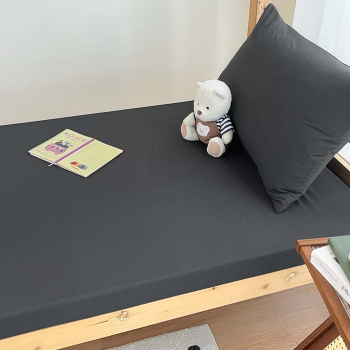 91家纺网 家纺一手货源 找家纺 多品家纺 2025春夏新款超柔水洗棉学生宿舍床笠 深灰