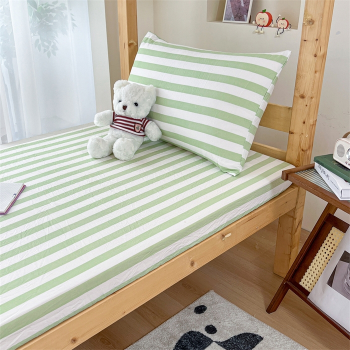 91家纺网 家纺一手货源 找家纺 多品家纺 2025春夏新款超柔水洗棉学生宿舍床笠 松绿条