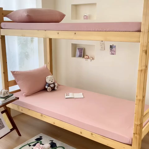 91家纺网 家纺一手货源 找家纺 多品家纺 2025春夏新款超柔水洗棉学生宿舍床笠 栗子粉