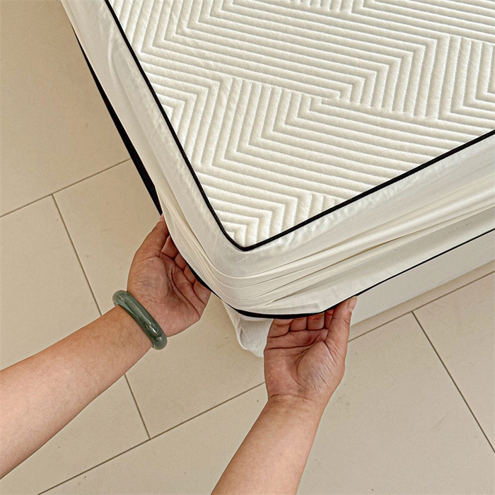 91家纺网 家纺一手货源 找家纺 若未家居 LOVEWE HOUSE 2025新款PE中分子凉感凉席三件套 泡芙-白