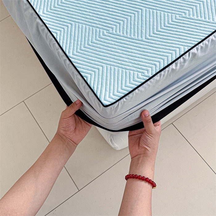 91家纺网 家纺一手货源 找家纺 若未家居 LOVEWE HOUSE 2025新款PE中分子凉感凉席三件套 泡芙-蓝