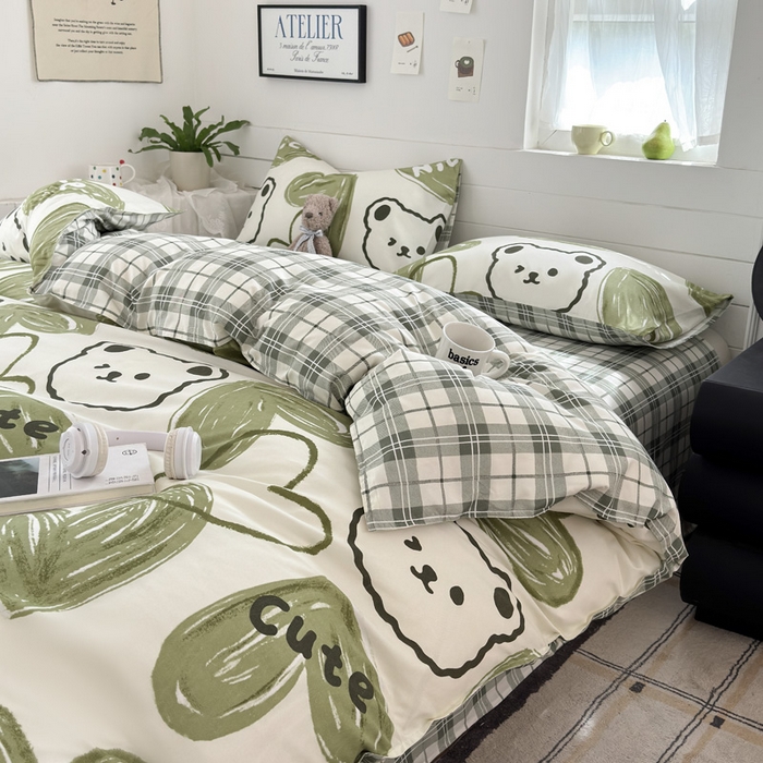 91家纺网 家纺一手货源 找家纺 可可家纺 2025新款印花卡通芦荟棉四件套亲肤床单被套三件套 森系熊