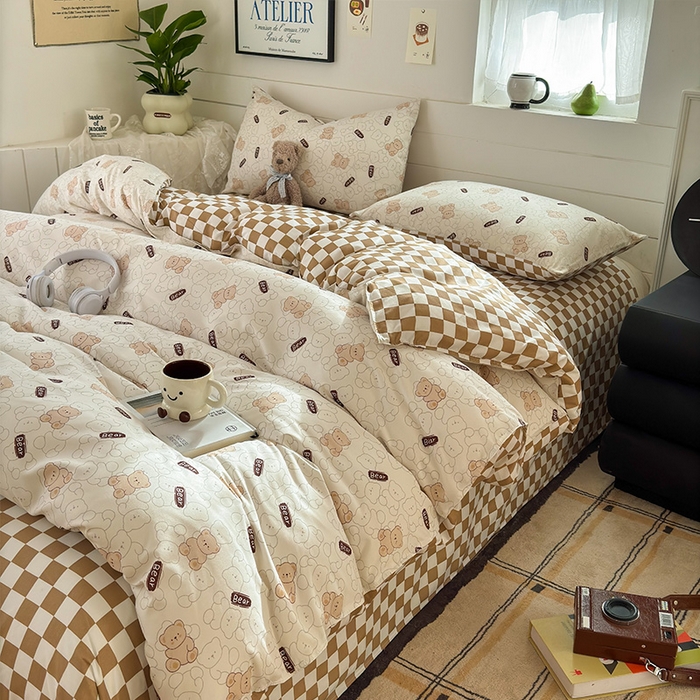 91家纺网 家纺一手货源 找家纺 可可家纺 2025新款印花卡通芦荟棉四件套亲肤床单被套三件套 Bear小熊