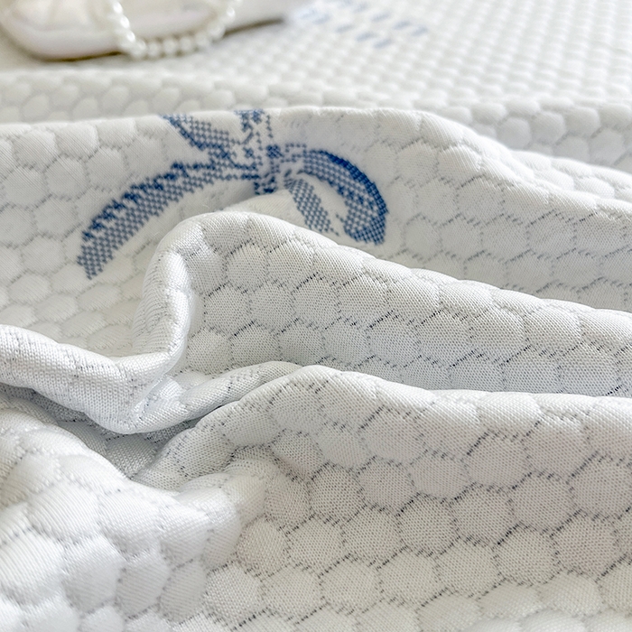 91家纺网 家纺一手货源 找家纺 麒豆豆 2025新款床笠式床裙凉感豆豆凉席席子-小清新系列 甜心蝴蝶-蔚蓝