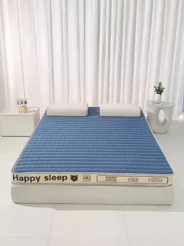 91家纺网 家纺一手货源 找家纺 缔莱（十三铭）被业 2025新款A类牛奶丝乳胶记忆抗压棉床垫 H熊--蓝-10cm