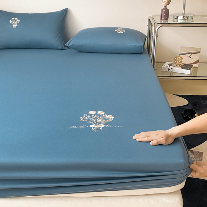 91家纺网 家纺一手货源 找家纺 暖季家纺 2025新款40支长绒棉13376刺绣款全棉床笠床垫保护套支持定制 琉璃-宾利蓝