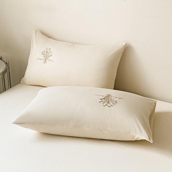 91家纺网 家纺一手货源 找家纺 暖季家纺 2025新款40支长绒棉13376刺绣款全棉床笠床垫保护套支持定制 琉璃-奶昔白