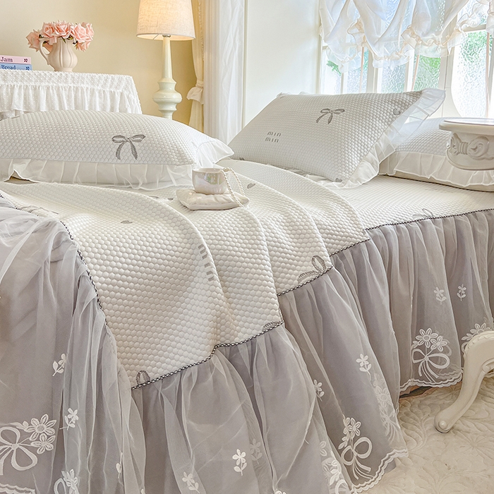 91家纺网 家纺一手货源 找家纺 网红馆（ck家纺） 2025新款床裙款豆豆凉感席凉席席子-甜心蝴蝶 甜心蝴蝶-灰