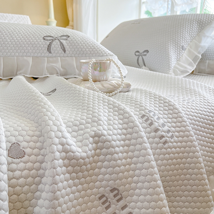 91家纺网 家纺一手货源 找家纺 网红馆（ck家纺） 2025新款床盖款豆豆凉感席凉席席子-甜心蝴蝶 甜心蝴蝶-灰