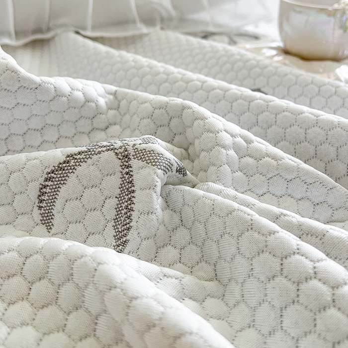 91家纺网 家纺一手货源 找家纺 网红馆（ck家纺） 2025新款床盖款豆豆凉感席凉席席子-甜心蝴蝶 甜心蝴蝶-灰