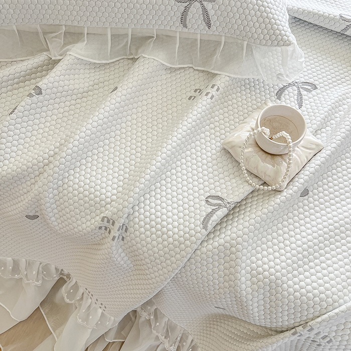 91家纺网 家纺一手货源 找家纺 网红馆（ck家纺） 2025新款床盖款豆豆凉感席凉席席子-甜心蝴蝶 甜心蝴蝶-灰