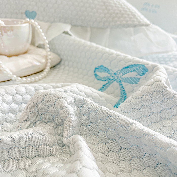 91家纺网 家纺一手货源 找家纺 网红馆（ck家纺） 2025新款床裙款豆豆凉感席凉席席子-甜心蝴蝶 甜心蝴蝶-天蓝