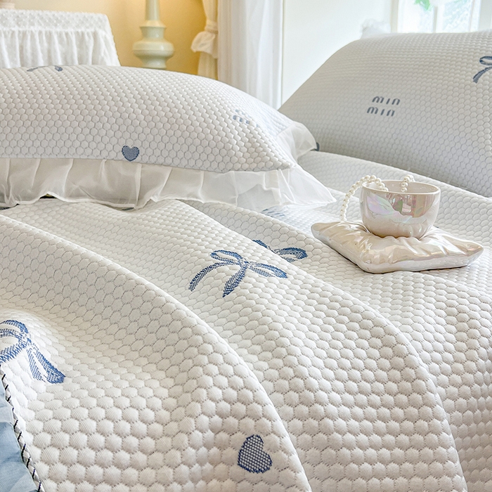 91家纺网 家纺一手货源 找家纺 网红馆（ck家纺） 2025新款床裙款豆豆凉感席凉席席子-甜心蝴蝶 甜心蝴蝶-蔚蓝