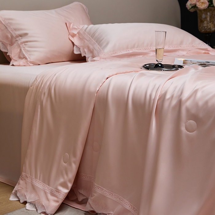 91家纺网 家纺一手货源 找家纺 淼铭家纺 2025新款莱赛尔夏被四件套-黛莉丝系列 黛丽丝-粉