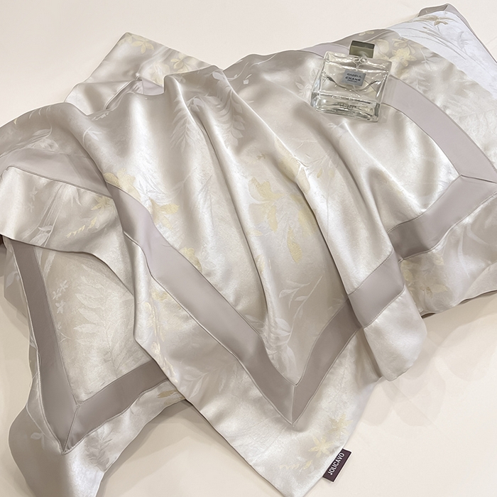 91家纺网 家纺一手货源 找家纺 2025春夏新款A类天丝棉贡缎提花四件套真丝全工艺丝滑裸睡床单床笠爆款床上用品 尤朵-柔杏