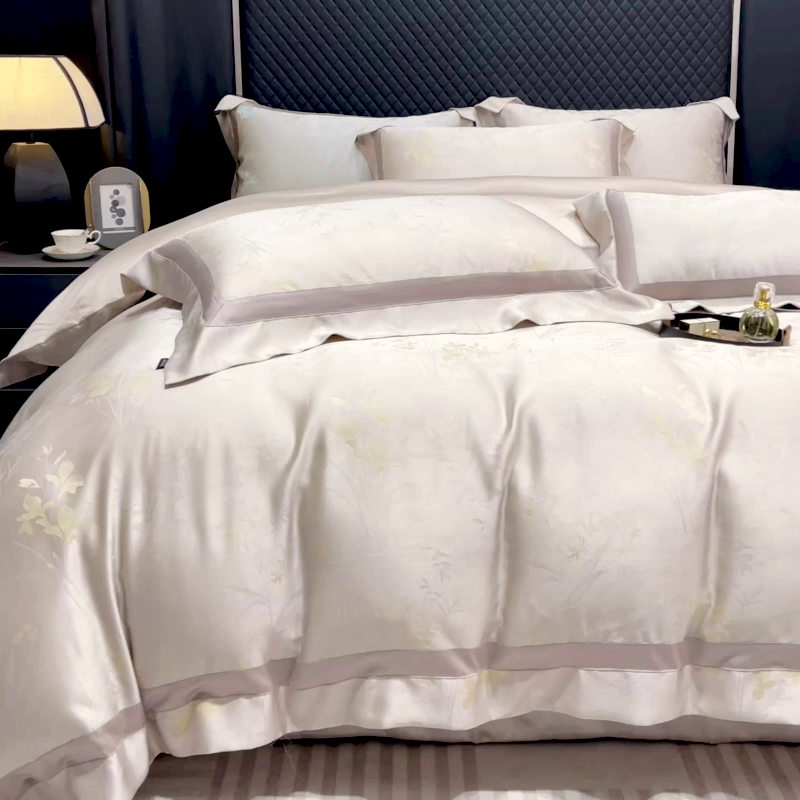 91家纺网 家纺一手货源 找家纺 2025春夏新款A类天丝棉贡缎提花四件套真丝全工艺丝滑裸睡床单床笠爆款床上用品 尤朵-柔杏