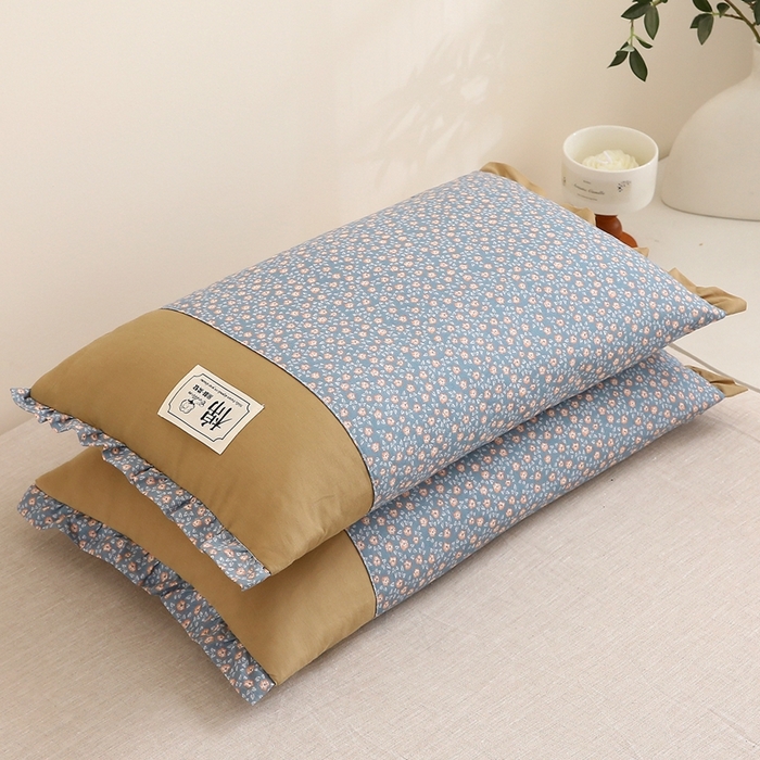 91家纺网 家纺一手货源 找家纺 梦叶草 2025新款全棉贴布绣小碎花荞麦枕头护颈枕芯 贴布绣小碎花荞麦枕-宁静蓝35*55cm