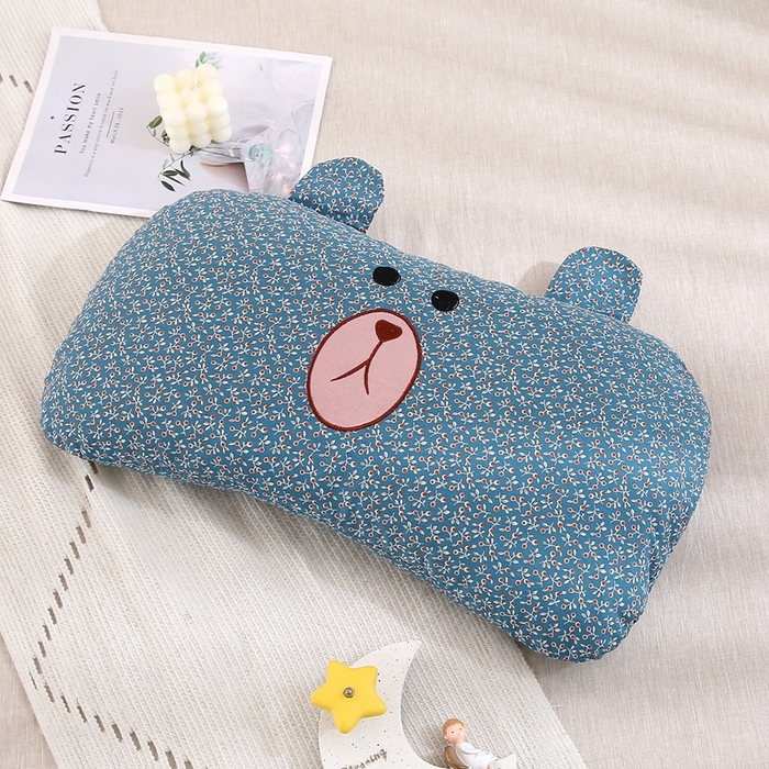 91家纺网 家纺一手货源 找家纺 梦叶草 2025新款全棉刺绣枕芯萌芽熊荞麦枕头 萌芽熊-蓝色35*60cm