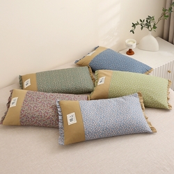 91家纺网 家纺一手货源 找家纺 （总）梦叶草 2025新款全棉贴布绣小碎花荞麦枕头护颈枕芯,贴布绣小碎花荞麦枕-蛋白石绿35*55cm,贴布绣小碎花荞麦枕-皇家蓝35*55cm,贴布绣小碎花荞麦枕-宁静蓝35*55cm,贴布绣小碎花荞麦枕-苔藓绿35*55cm,贴布绣小碎花荞麦枕-胭脂红35*55cm