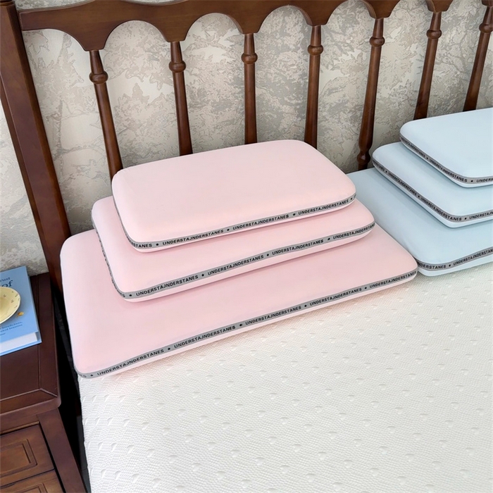 91家纺网 家纺一手货源 找家纺 （总）昕科 2025新款豆芙深睡记忆棉亲子枕-实拍-零压生物基记忆棉儿童枕头记忆棉学生枕生物基成人枕芯