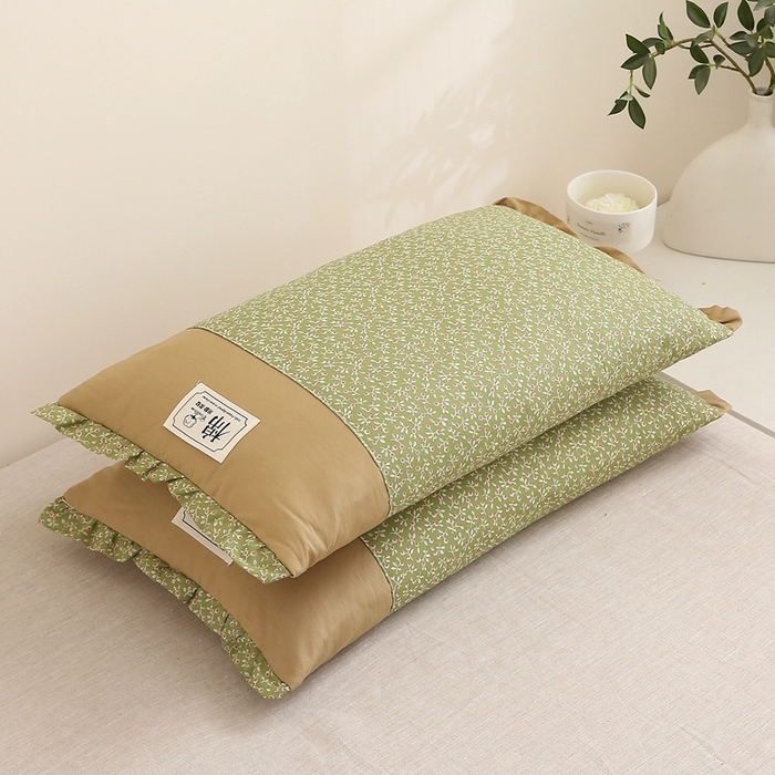 91家纺网 家纺一手货源 找家纺 梦叶草 2025新款全棉贴布绣小碎花荞麦枕头护颈枕芯 贴布绣小碎花荞麦枕-蛋白石绿35*55cm