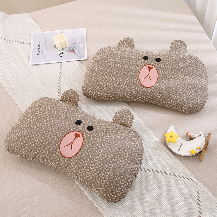 91家纺网 家纺一手货源 找家纺 梦叶草 2025新款全棉刺绣枕芯萌芽熊荞麦枕头 萌芽熊-咖色35*60cm