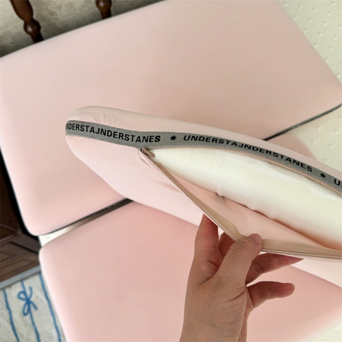 91家纺网 家纺一手货源 找家纺 （总）昕科 2025新款豆芙深睡记忆棉亲子枕-实拍-零压生物基记忆棉儿童枕头记忆棉学生枕生物基成人枕芯