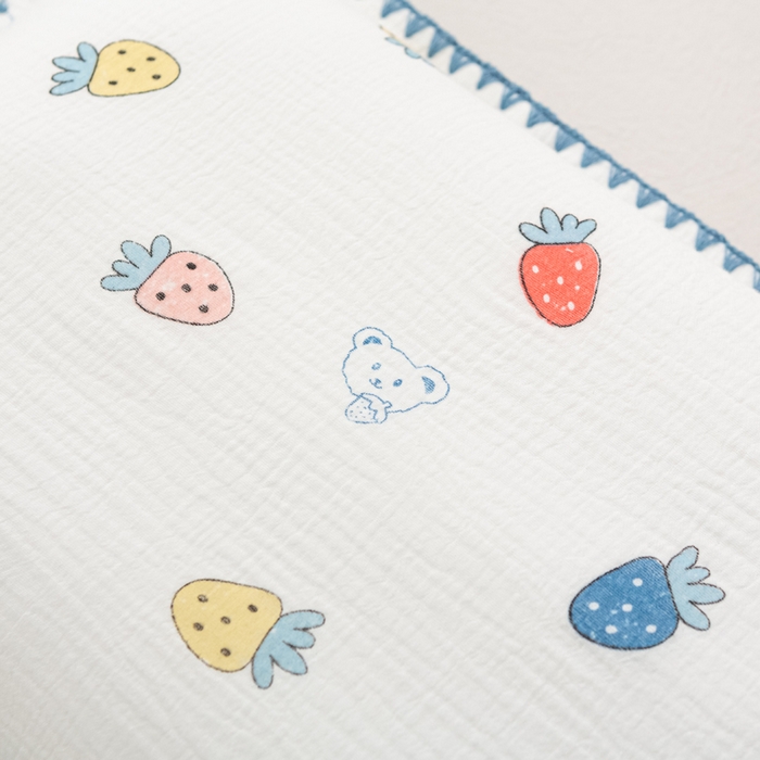 91家纺网 家纺一手货源 找家纺 萌番宝 2025春夏新款纯棉A类全棉纯棉皱皱双层纱枕套工艺枕套儿童学生成人枕套单枕套 幸福莓