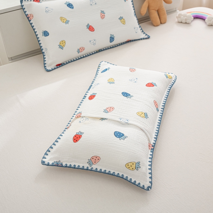 91家纺网 家纺一手货源 找家纺 萌番宝 2025春夏新款纯棉A类全棉纯棉皱皱双层纱枕套工艺枕套儿童学生成人枕套单枕套 幸福莓