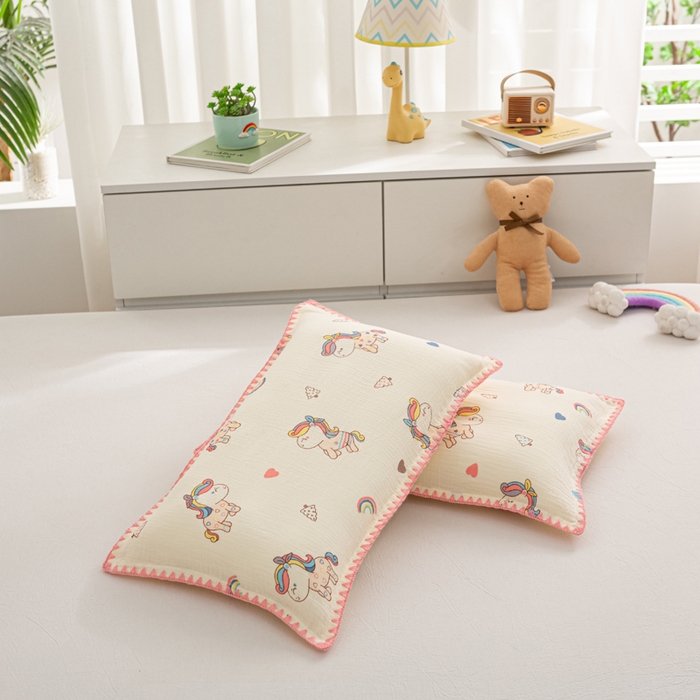 91家纺网 家纺一手货源 找家纺 萌番宝 2025春夏新款纯棉A类全棉纯棉皱皱双层纱枕套工艺枕套儿童学生成人枕套单枕套 宝骊小马