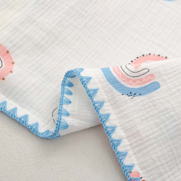 91家纺网 家纺一手货源 找家纺 萌番宝 2025春夏新款纯棉A类全棉纯棉皱皱双层纱枕套工艺枕套儿童学生成人枕套单枕套 彩虹玉兔