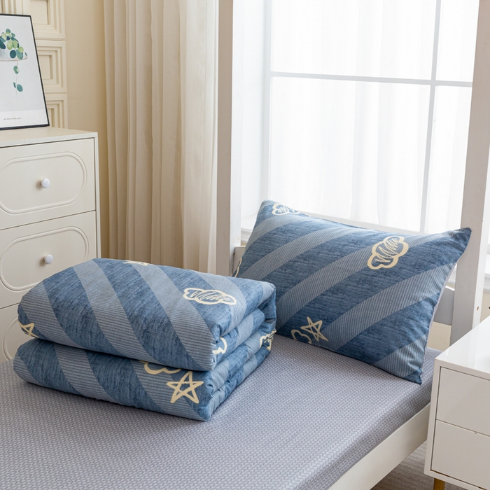 91家纺网 家纺一手货源 找家纺 简冠家纺 2025新款全棉学生三件套宿舍三件套纯棉学生床垫羽丝绒被子被芯 芸韵时空