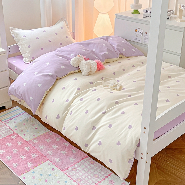 91家纺网 家纺一手货源 找家纺 朵朵2025新款芦荟棉学生床四件套 爱心灰