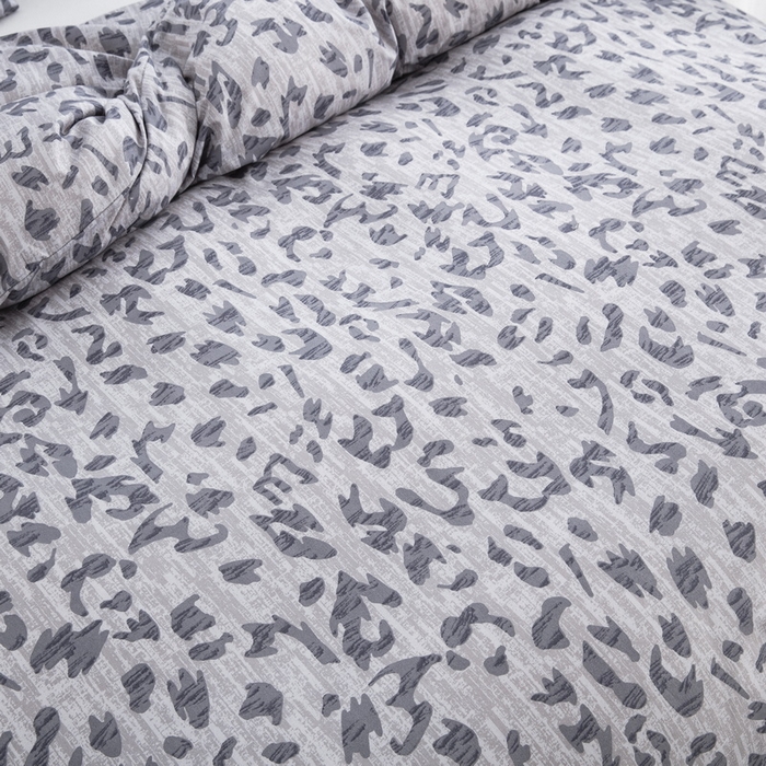 91家纺网 家纺一手货源 找家纺 子不语家纺 2025新款跨境外贸化纤大版印花三件套亚马逊Temu速卖通Shein沃尔玛专供  灰豹纹