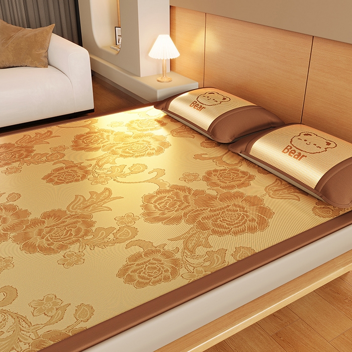 91家纺网 家纺一手货源 找家纺 阿牛席业 2025春夏新款抑菌冰藤席凉席席子-甜蜜熊 冰藤甜蜜熊-咖色（条席款）