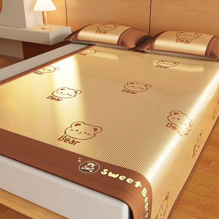 91家纺网 家纺一手货源 找家纺 （总）阿牛席业 2025春夏新款抑菌冰藤席凉席席子-甜蜜熊