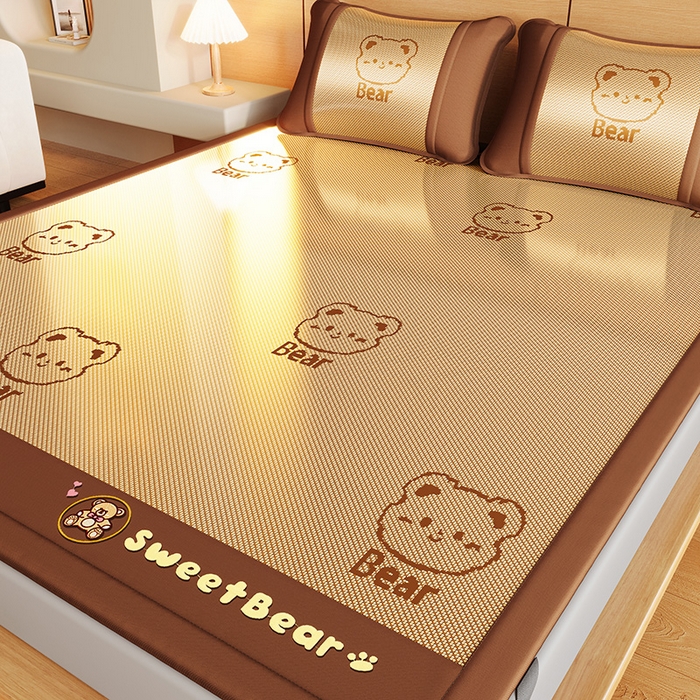 91家纺网 家纺一手货源 找家纺 （总）阿牛席业 2025春夏新款抑菌冰藤席凉席席子-甜蜜熊