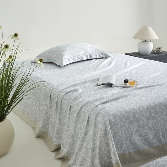 91家纺网 家纺一手货源 找家纺 沐白家居2025新款竹纤维+天丝软凉席三件套 幽香--浅灰