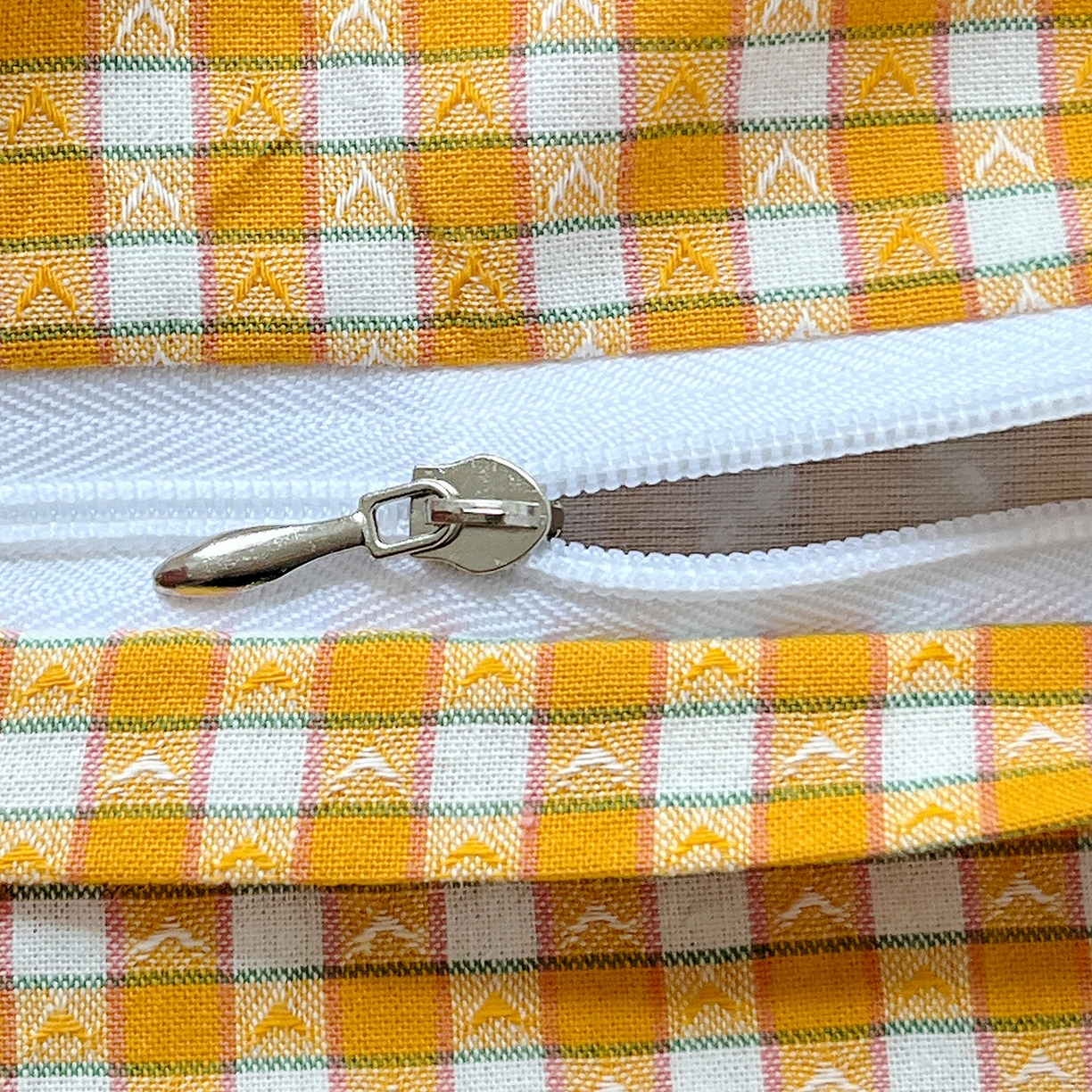 91家纺网 家纺一手货源 找家纺 （总）卓昌枕芯 2025春夏新款全棉双拼刺绣荞麦壳枕头pp棉枕芯